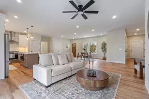 19 Forest Glen Ln, Topsham, ME 04086 - Photo 11