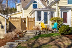 107 Bay View St, Camden, ME 04843 - Photo 3