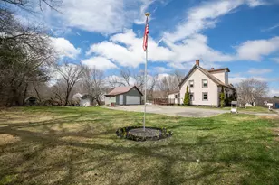 1105 N Main St, Brewer, ME 04412 - Photo 5