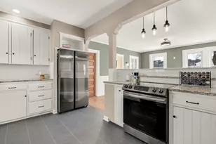 775 N Parish Rd, Turner, ME 04282 - Photo 17