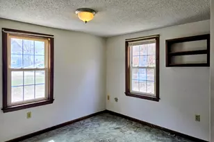 213 Waldo St, Rumford, ME 04276 - Photo 17