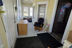 239 East Ave, Lewiston, ME 04240 - Photo 11