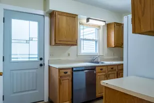 37 Moore Ave, Brunswick, ME 04011 - Photo 3