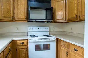 37 Moore Ave, Brunswick, ME 04011 - Photo 7
