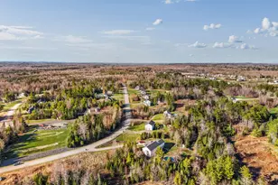 2016 Hemlock Dr, Hermon, ME 04401 - Photo 5