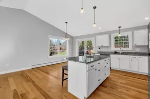 2016 Hemlock Dr, Hermon, ME 04401 - Photo 11