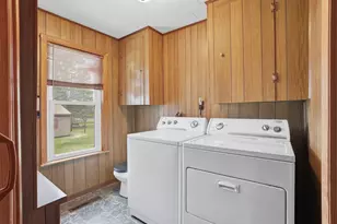 92 Park St, Dexter, ME 04930 - Photo 9