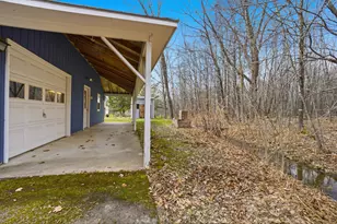 92 Park St, Dexter, ME 04930 - Photo 19