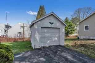 262 Bridge St, Westbrook, ME 04092 - Photo 5