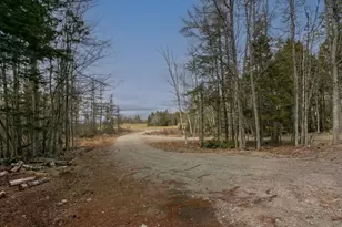 327 Elm St, Machias, ME 04654 - Photo 15