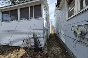 27 Royal St, Winthrop, ME 04364 - Photo 9