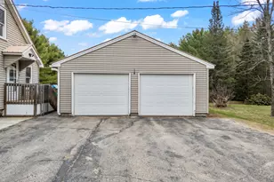 133 Main St, Sumner, ME 04292 - Photo 11
