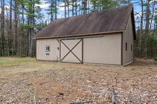 133 Main St, Sumner, ME 04292 - Photo 17