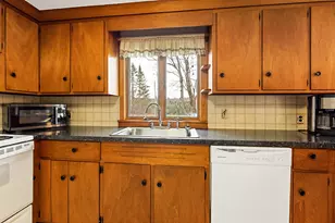 176 Fairfield St, Oakland, ME 04963 - Photo 9