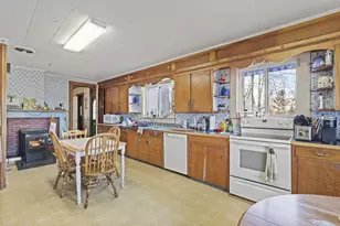 15 Upper Main St, Norridgewock, ME 04957 - Photo 13