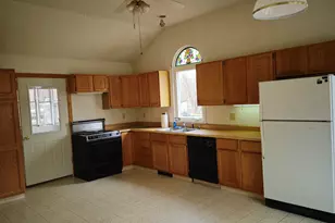 499 Aroostook Ave, Millinocket, ME 04462 - Photo 1