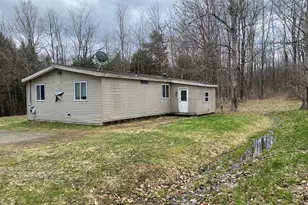 312 Ridge Rd, Fairfield, ME 04937 - Photo 19