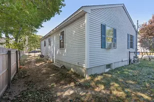 32 Robinson St, South Portland, ME 04106 - Photo 35