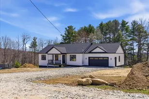 10 Meadow Ln, Oxford, ME 04270 - Photo 5