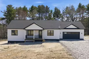 10 Meadow Ln, Oxford, ME 04270 - Photo 3
