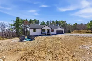 10 Meadow Ln, Oxford, ME 04270 - Photo 7