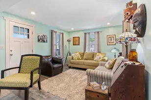 32 W W Old Orchard Ave, Old Orchard Beach, ME 04064 - Photo 13