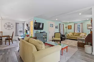 32A W Old Orchard Ave, Old Orchard Beach, ME 04064 - Photo 15