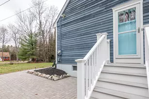 19 Woodridge Dr, Standish, ME 04085 - Photo 3