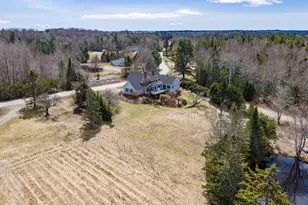 1052 Meadow Pond Rd, Islesboro, ME 04848 - Photo 7
