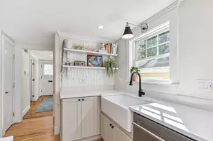 387 Mitchell Rd, Cape Elizabeth, ME 04107 - Photo 17