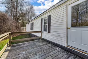 51 Pooler Ave, Skowhegan, ME 04976 - Photo 13