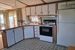 656 River Rd, Benton, ME 04901 - Photo 5