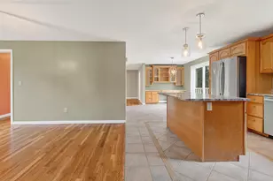 350 Hillside St, Yarmouth, ME 04096 - Photo 11