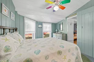 11 Oakland Ave, Portland, ME 04108 - Photo 13
