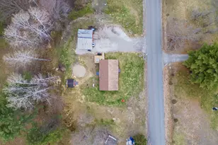 35 Pooler Ave, Skowhegan, ME 04976 - Photo 3
