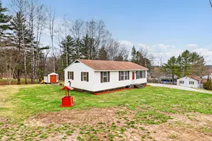 35 Pooler Ave, Skowhegan, ME 04976 - Photo 17