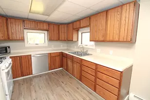 35 Mildred Ave, Bangor, ME 04401 - Photo 11