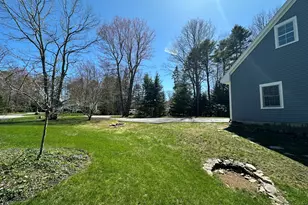 18 Cottagewood Ln, Kennebunk, ME 04043 - Photo 3