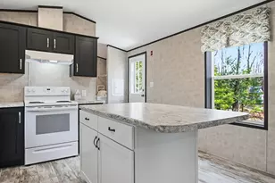 28 Rachel Dr, Sanford, ME 04073 - Photo 9