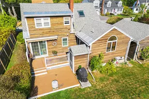 3 Chester Ave, Falmouth, ME 04105 - Photo 3