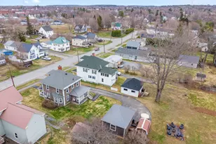 36 Green St, Houlton, ME 04730 - Photo 21