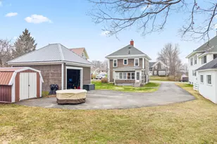 36 Green St, Houlton, ME 04730 - Photo 17