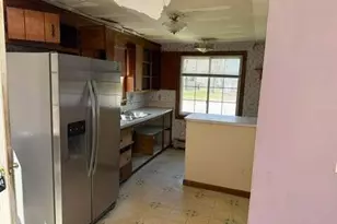 260 Central St, Westbrook, ME 04092 - Photo 7