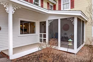 19 Union St, Hallowell, ME 04347 - Photo 5