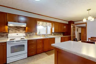 868 Paris Rd, Hebron, ME 04238 - Photo 7