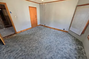 10 Cherry St, Dover Foxcroft, ME 04426 - Photo 21