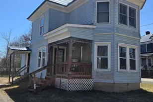 10 Cherry St, Dover Foxcroft, ME 04426 - Photo 33