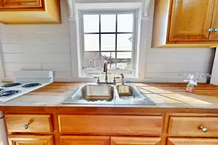 62 W Main St, Vinalhaven, ME 04863 - Photo 29