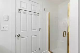 205 Vaughan St, Portland, ME 04102 - Photo 33