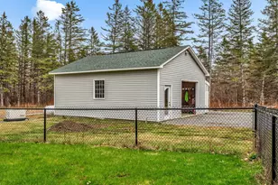 201 Sawyer Rd, Hampden, ME 04444 - Photo 11